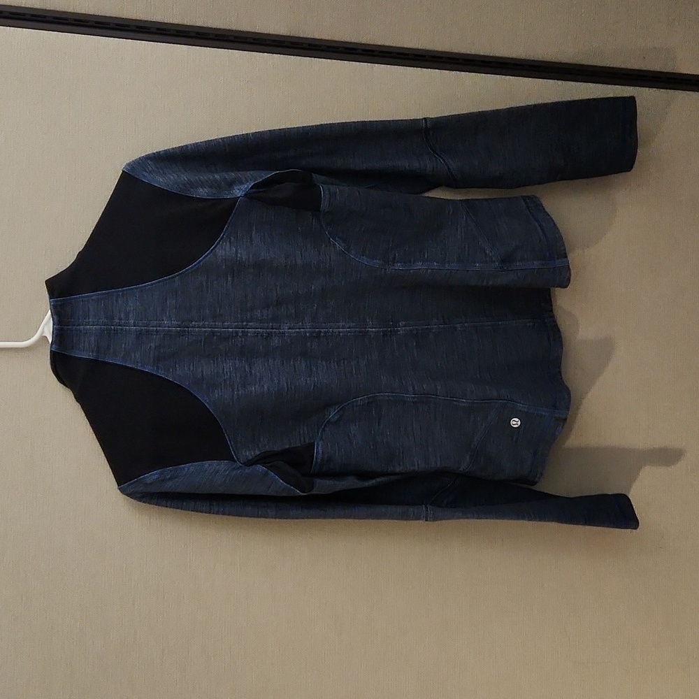Lululemon Forme Jacket Size 10